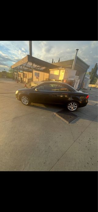 se cambia o se vende Volkswagen Eos 2008