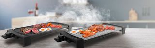 Cecotec Plancha de Asar ElÃ©ctrica Tasty&Grill 3000 Blackwater. 2600 W, Resistencia en Forma de M, Termostato Regulable, Apta para lavavajillas, Libre de PFOA y PTFE, Bandeja Recogegrasas