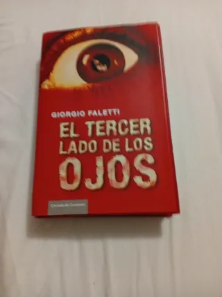 El tercer lado de los ojos