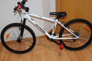 Bicicleta 24 pulgadas. Como NUEVA.