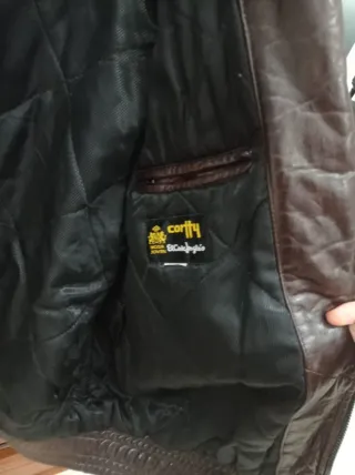 Cazadora bomber de cuero