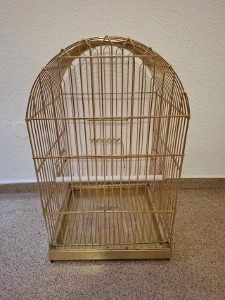 Jaula para loro dorada