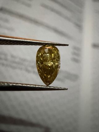 Diamante Amarillo 0.70ct Certificado IGI