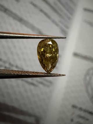Diamante Amarillo 0.70ct Certificado IGI