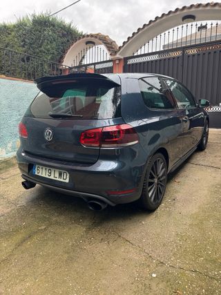 Volkswagen Golf VI GTI 2011
