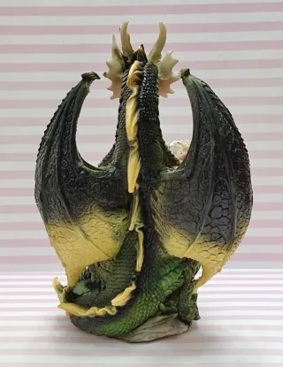 NOVEDAD! FIGURA RESINA DRAGON CON BEBE