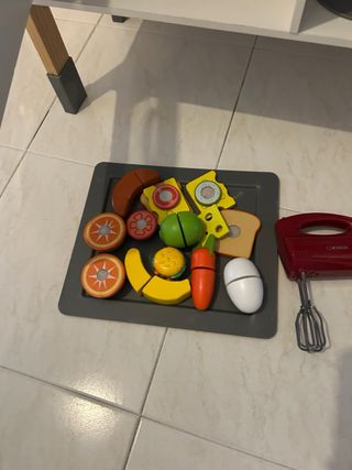 Cocinita infantil de madera con accesorios