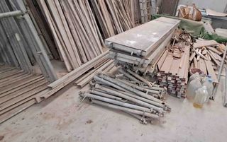 Lote 12 andamios europeos completos homologados.