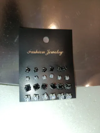 Set 24 pendientes cristal acrílico Fashion Jewelry