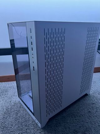 Caixa Lian Li O11 Dynamic ROG Edition - Branca