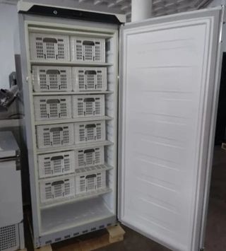 CONGELADOR VERTICAL 643849808