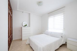 Piso en venta en La Carihuela en Torremolinos