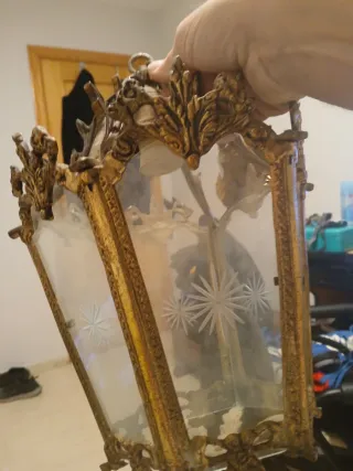 Farol de bronce antiguo