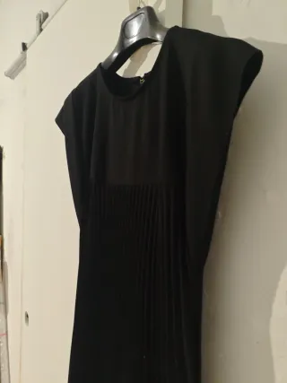 Vestido largo corte imperio plisado bajo pecho