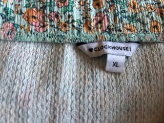 Falda corta floreada