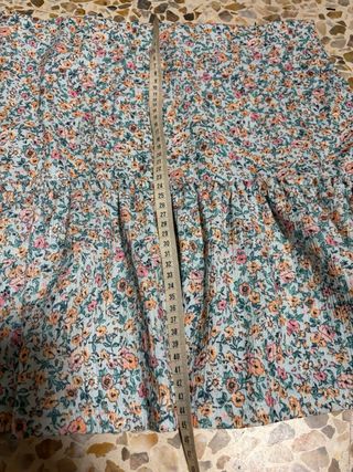 Falda corta floreada