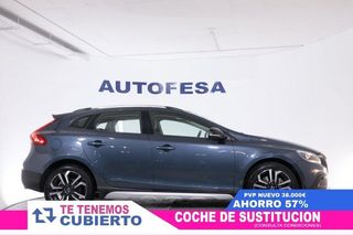 VOLVO V40 CROSS COUNTRY 1.5 T3 AUTO 152CV 5P # TECHO PANORAMICO,NAVY,CAMARA TRASERA CROSS COUNTRY 1.5 T3 AUTO 152CV 5P