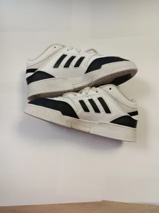 Zapatillas Adidas niño T33