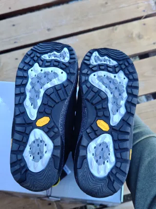 Scarponi Snowboard Bataleon Acid Tg. 42