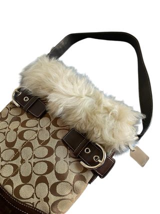 Bolso Coach Beige y Marrón con Pelo