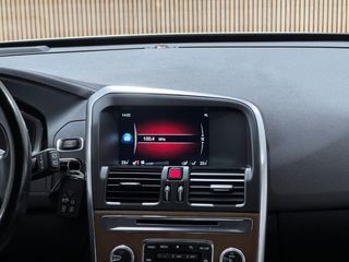 VOLVO XC60 2.0 D4 Momentum Auto