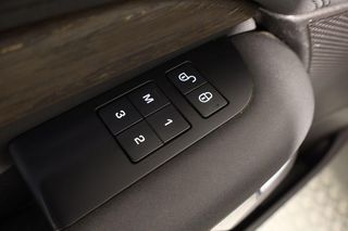 Land Rover Discovery 3.0 SI6 HSE Auto 340cv