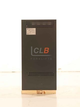 Ref. A678 Cargador PBM 24v 120Ah Trifásico