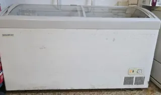 Congelador arcón expositor MAQUIMPORT