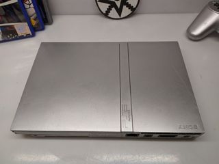 PS2 Slim Plateada SCPH-70004 para AKA