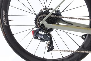 BMC Roadmachine 01 Three AXS 12V (carretera) t.56 Reacondicionada