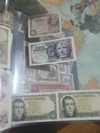 Colección de billetes españoles antiguos