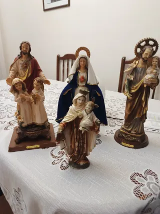 Figuras religiosas San José y Virgen María