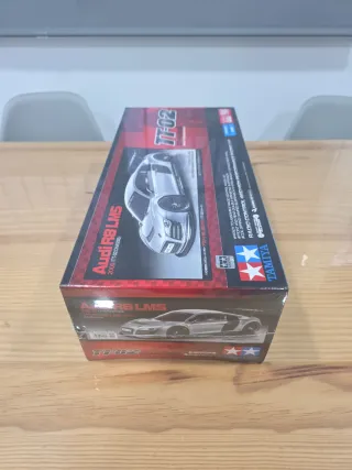Tamiya Audi R8 LMS TT-02 RC