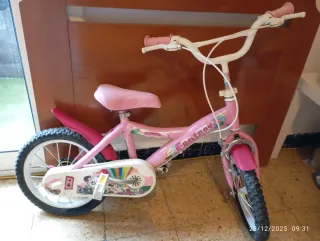 Bicicleta infantil rosa 4/5 años