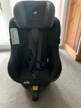 Silla de coche Joie giratoria