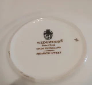 CENICERO DECORATIVO DE PORCELANA FINA, WEDGWOOD