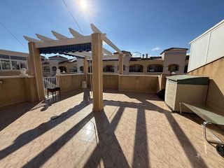 Casa adosada en alquiler en Altos - La Florida en Orihuela