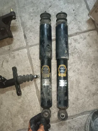 Amortiguadores Delanteros Opel Frontera A