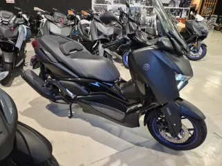 Yamaha XMAX 125