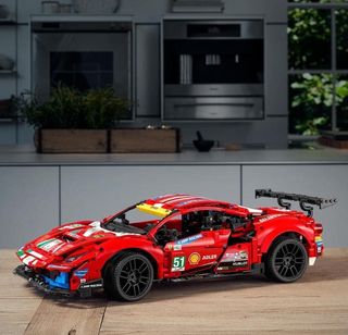 LEGO Technic 42125 Ferrari 488 GTE