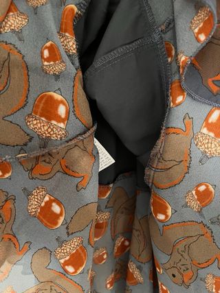 Vestido SHEIN estampado ardillas y bellotas TallaS