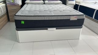 Canapés y colchones