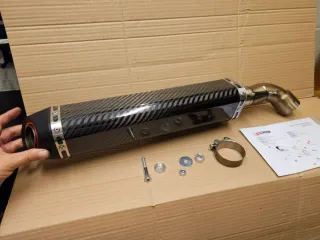 Escape SCORPION Red Power Suzuki V-strom 1000