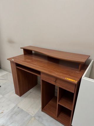 Escritorio de estudio madera