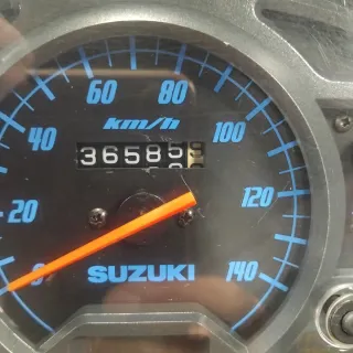 SUZUKI SIXTEEN 125