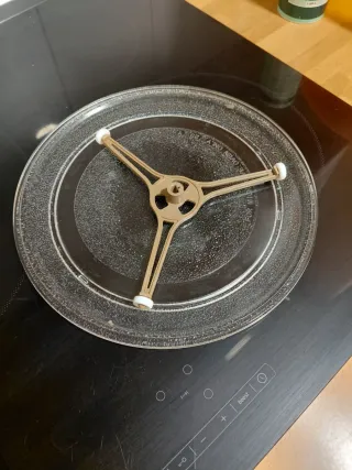 Plato y soporte microondas LG