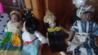 Muñecas de porcelana varias razas