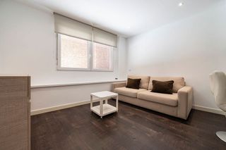 Piso en alquiler en Almagro en Madrid