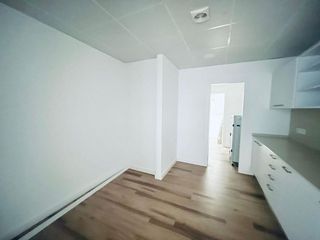 Oficina en venta en La Maternitat i Sant Ramon en Barcelona