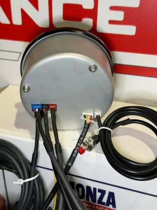 Abarth 500 Manómetro Reloj 6 en 1 80mm OEM